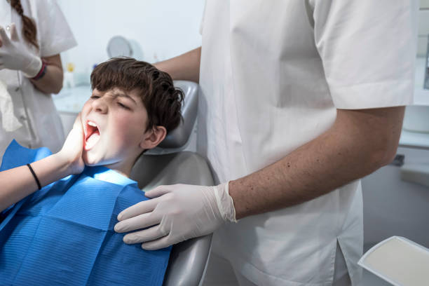 Best Emergency Dentist for Knocked-Out Tooth in Camdenton, MO